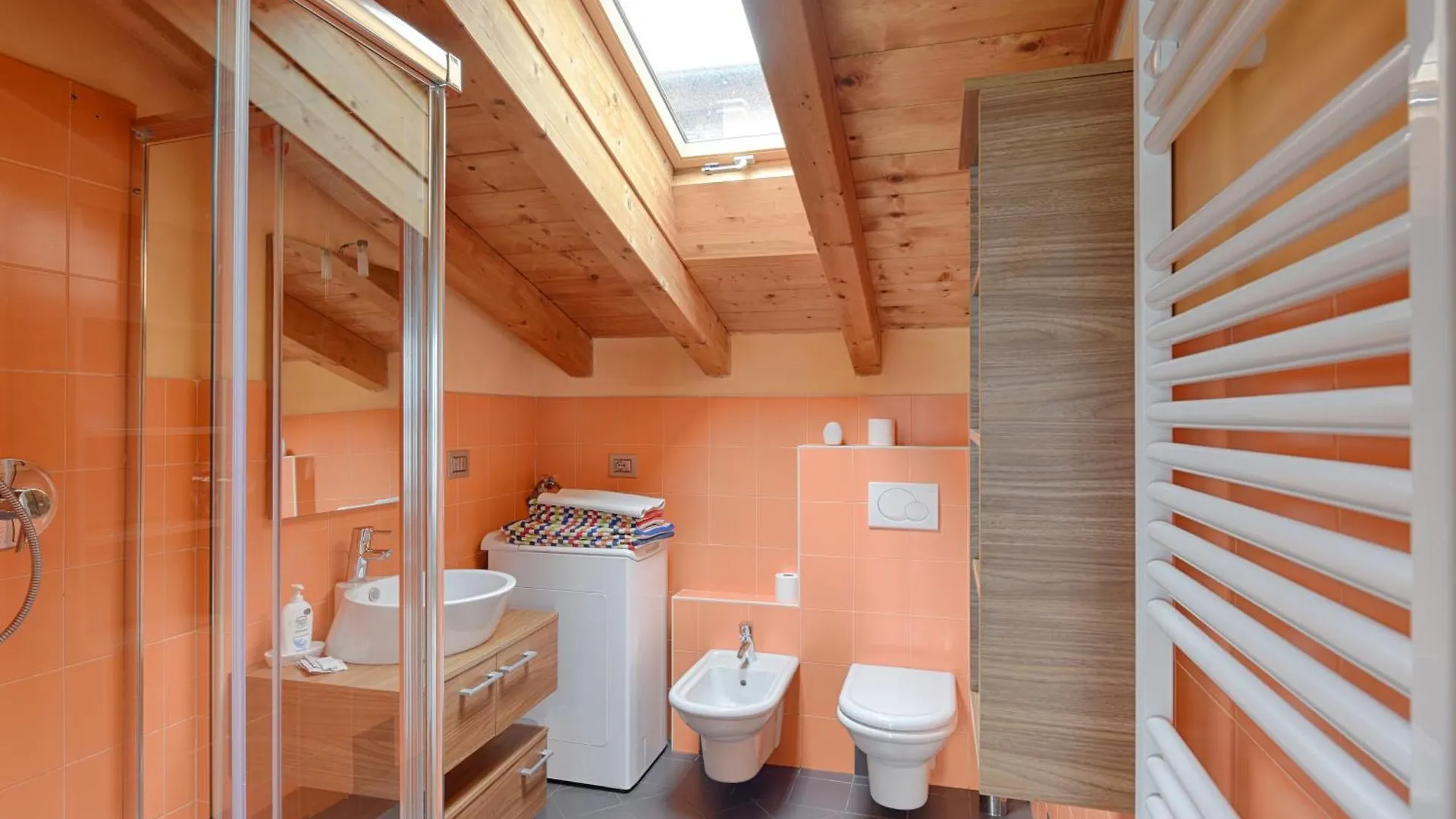 B&B Nest On The Lake Lezzeno 0*,  Italië